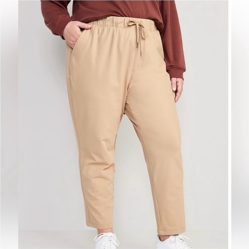 Old Navy Women’s High Waisted Slim Taper Pants Size 4X Powersoft Coze Joggers